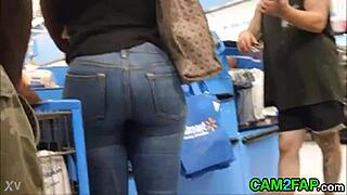 Hidden cam catches fat BBW ass shaking in close-up action