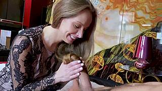 WANNA SEE KINUSKI'S HOT MILF POV BLOWJOB DEEPTHROAT THROATPIE?