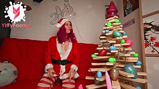 santa's petite punk slut fists her huge gaping ass for xmas