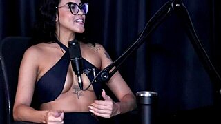 WATCH BIA HOT SUCK PUSSY MAKE ELISA SANCHEZ SQUIRT HARDER THAN DAD EVER DID!