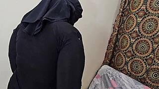 muslim chick flashes hairy armpit for us cash in dirty talk deal