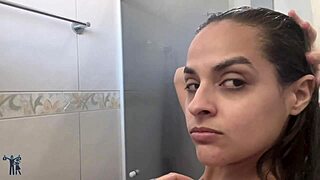 she shaves her cum-soaked pussy post-recording then masturbates wildly