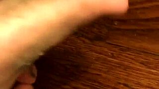 i crave licking these dirty feet so bad