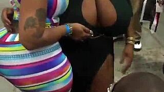 damn those big ebony boobs at the candid expo are impossible to ignore