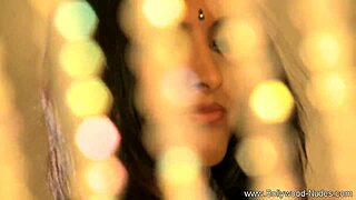 Indian Girlfriend Strips Teasing with Erotic Dance and Nude Body Reveal