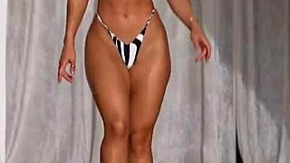 Eva Quiala flaunts her perfect body in tempting reveal