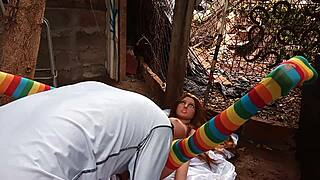 oh damn that latina stuffs her outdoor pussy with a huge dripping sex toy!