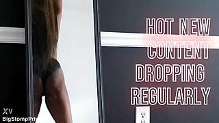 Ebonies shake asses in lingerie twerking sexy homemade dance
