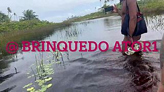 Vazou Na Net: Petite Nudist Friend Gives Bareback Pussy on Beach for Big Cocks