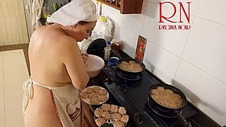 Regina noir cooks naked as nudist housewife maid