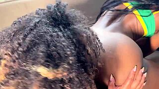 gostosas e fogosas ebony brazilian girls kiss lick big pussy lips toys