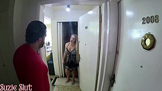 dei pra amigo do corno enquanto ele tava no trampo pauzudo arrombou meu cu todo