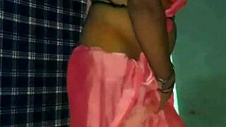 hot shemale in saree dances seductively with crossdressing indian mujra moves