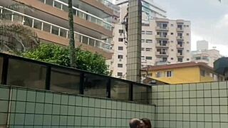 Hard cock rubs her in pool