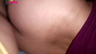 hey i am kitty the curvy colombian girlfriend getting homemade sex on bed with young stud