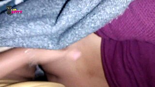 hey i am kitty the curvy colombian girlfriend getting homemade sex on bed with young stud