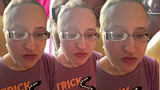uhh... asmr bubblegum chewing sounds hit different in headphones