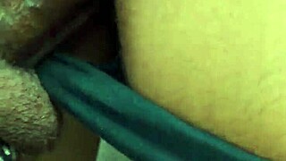 Hot Indian babe spreads tight pussy for outdoor devar pounding