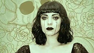 Mon Laferte performs emotional La Nave del Olvido ballad