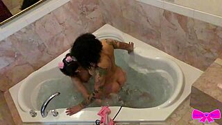 Kingsley Fists Dakota Marr's Pussy in Kinky Lesbian 69