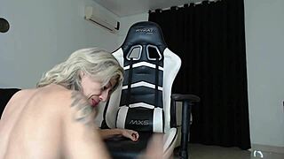 hey you gotta see this sexy milf goin wild with inflatable dildo deep in her huge gaping anal n pussy till massive orgasm.