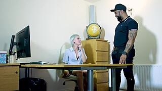 DR DRU POUNDS GERMAN CHICK DOGGYSTYLE With BIG BLACK COCK Slaps And Spanks