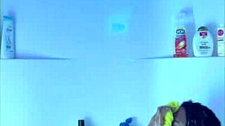Ebony homemade amateur soaps up her thick ass and tits in steamy shower play