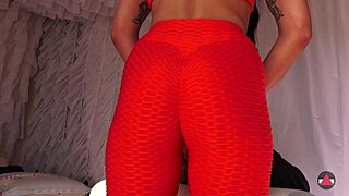 Filipina's Dripping Creampie Pussy Gets Massaged in Yoga Leggings