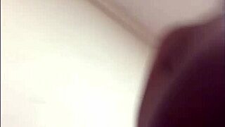 Damn Babe, Your Outdoor Pussy Looks So Juicy On My Phone Camera!
