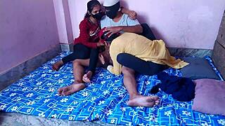 Desi Threesome FFM Friend Fucks Big Ass Girlfriend Hindi