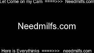 Sweet Milf With Big Natural Tits Caught Fucking Pizzaboy On Webcam
