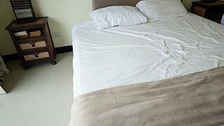 stepsister accidentally books one-bed hotel—now babysitter teen gets creampied doggystyle 😈
