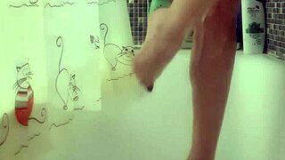 Busty 18+ teen soaps perfect feet fetish shower style