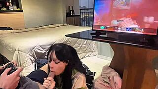 Skinny Brazilian Amberzinha Gives Perfect Blowjob During Call of Duty