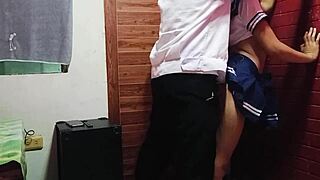 damn that senior high pinay student with big ass and tits goes viral homemade