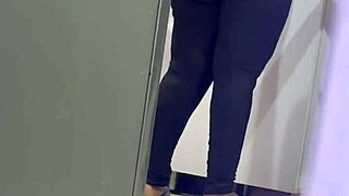 wanna see this hidden cam catch housekeeper's fat bbw ass?