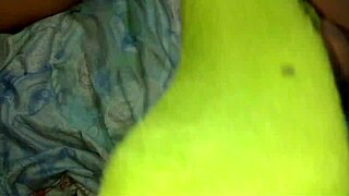 chica latina me dice que quiere que le abra el coño bien rico porque su esposo la dejó por una venezolana