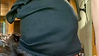 hey babe, suck that dick and swallow every drop of my load