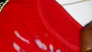 this caribbean ebony mature moans loud jerking off her wet pussy close up