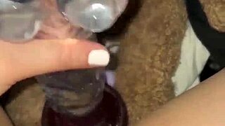 stuffin my arab pussy with food feels so kinky...