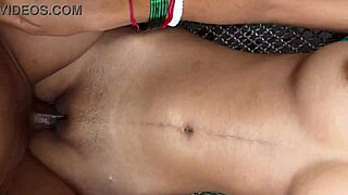 Hot desi gf tight pussy fucked outdoors by bf?