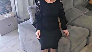 En lingerie sexy et desirable je nattend plus que toi pour menlever le reste