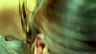 Chubby babe gives juicy blowjob
