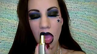 Simone sexy shiny black lipstick fetish