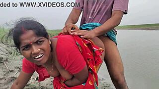 Bangladeshi boudi pounded hard outdoors