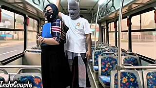 muslim wife gets fucked by stranger on bus