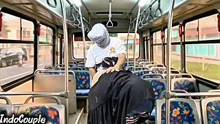 muslim wife gets fucked by stranger on bus