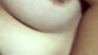 Filipina Girlfriend Loves Being Horny 😏