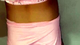 Hermanastra de 18 anitos follada con su pijama anda triste porque su novio la termino hermosa culona porno casero
