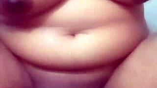 indian village girl shows her wet pussy